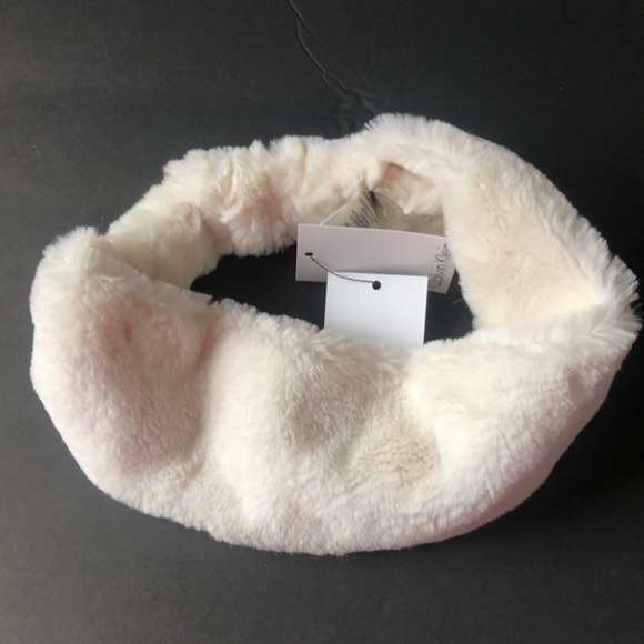 Calvin Klein white fluffy head band , size one - Picture 1 of 9